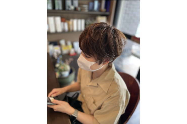 女性　ベリーショート